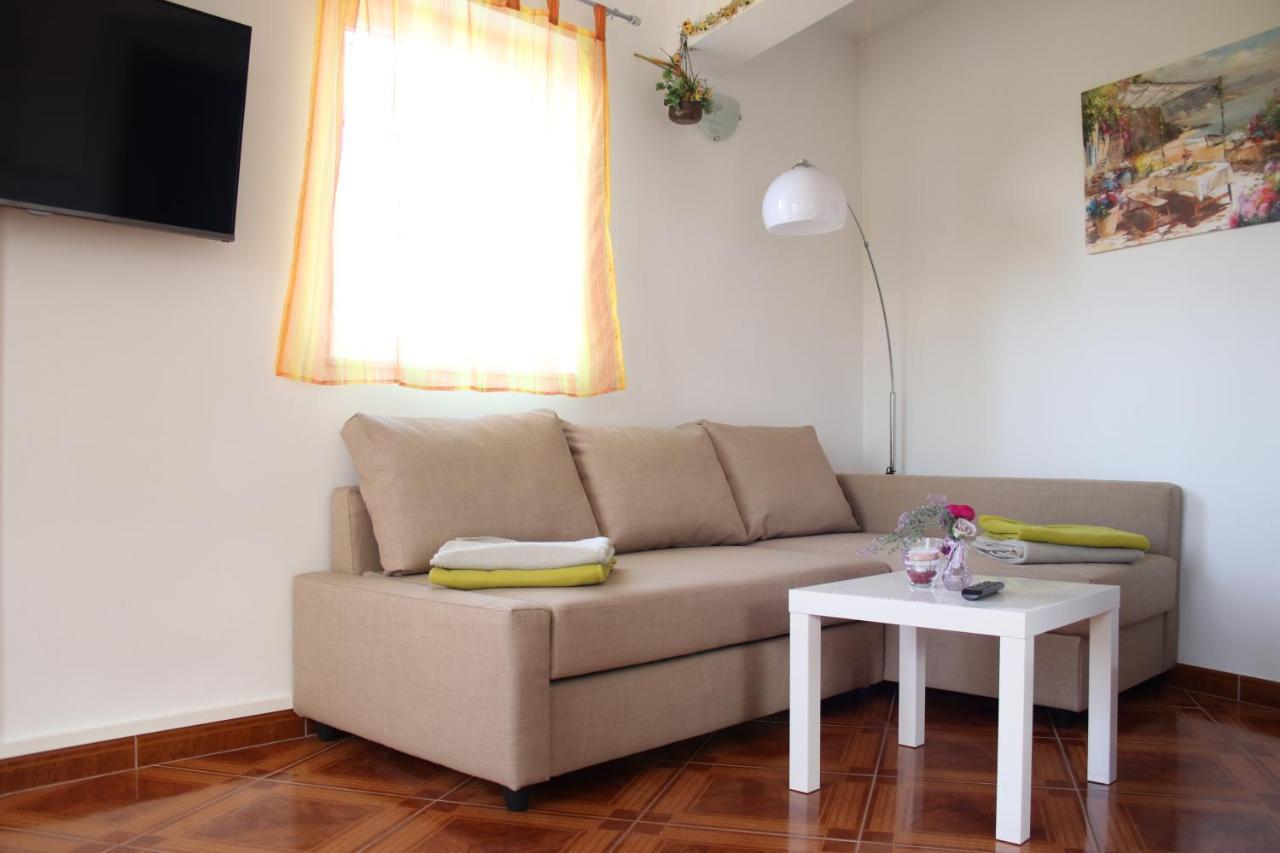Apartments Pegla 内里吉恩 外观 照片
