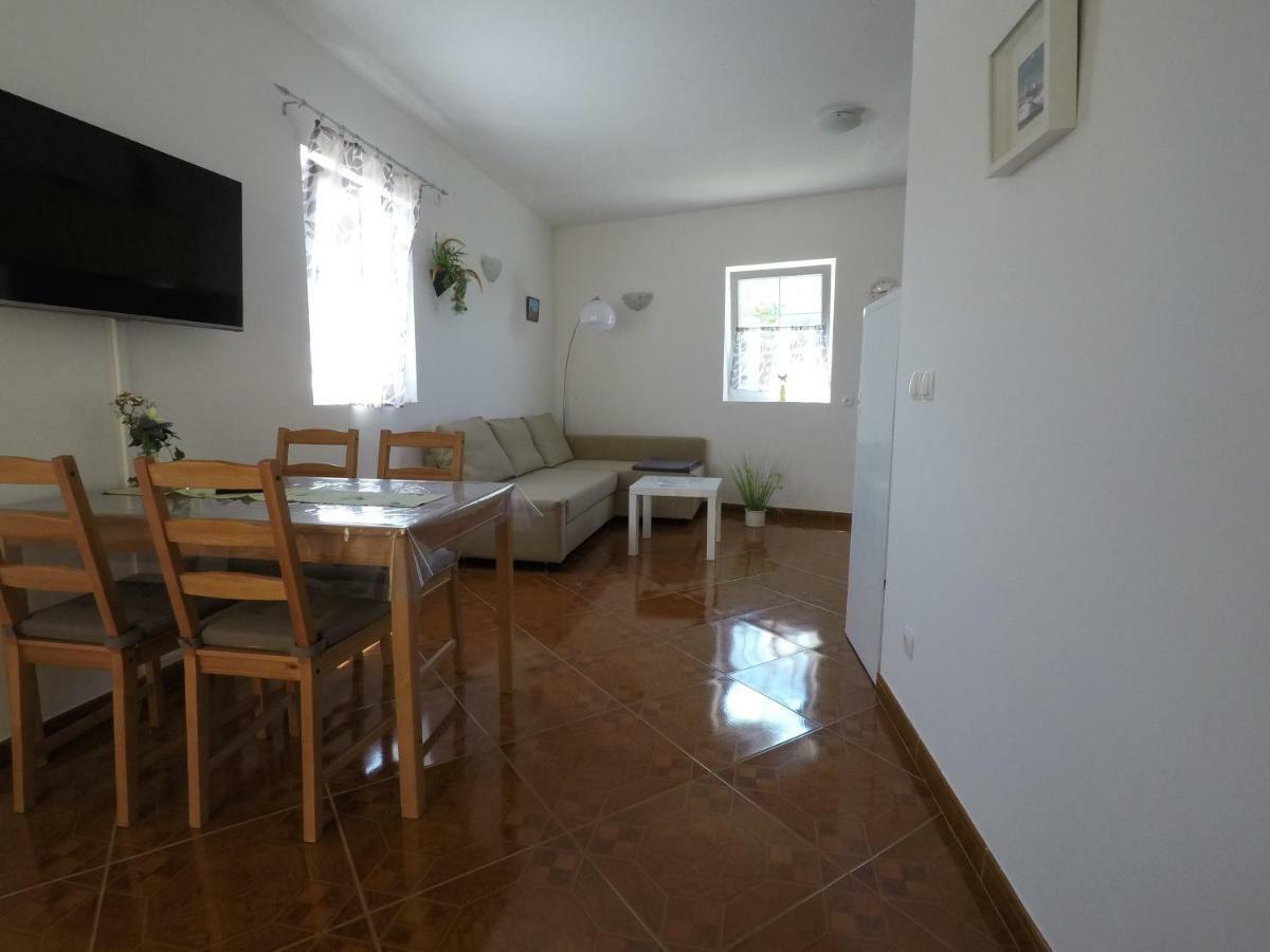 Apartments Pegla 内里吉恩 外观 照片